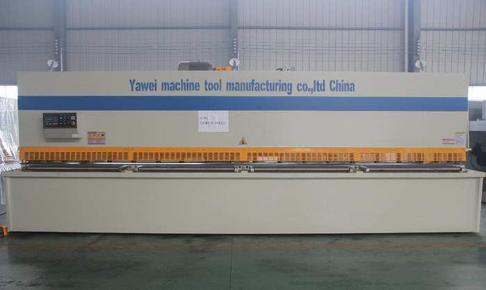 QC12Y NC idrawliċi Cutting Machine 12 × 6000