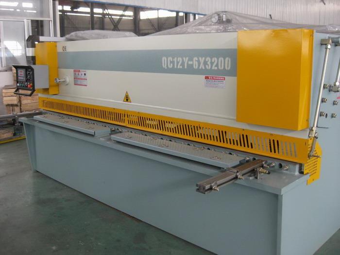 QC12K - 6 mm * 3200 pjanċa Shearing magna