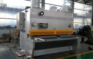 QC11K CNC inklinazzjoni milqugħ 30 × 2500