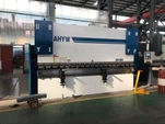Brejkijiet tal-Istampa CNC 4M