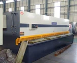 6m folja tal-metall kbar milqugħ Shearing magni
