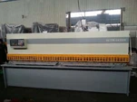 Qtugħ tal-metall folja 6mm Yawei Shearing magni