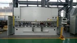 AHYW 4m CNC brejkijiet agħfas magni liwja