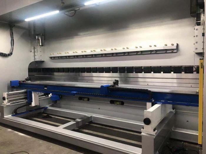 China Yawei 6m 6 axis CNC Press brake back gauge CE Italy DSP MCS Laser guarding safety controller